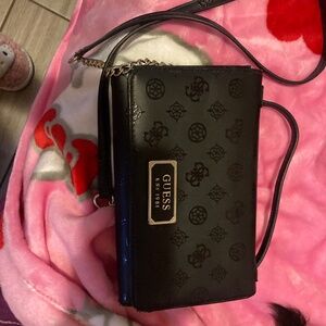 Guess Crossbody